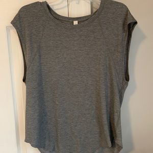 Lululemon workout top